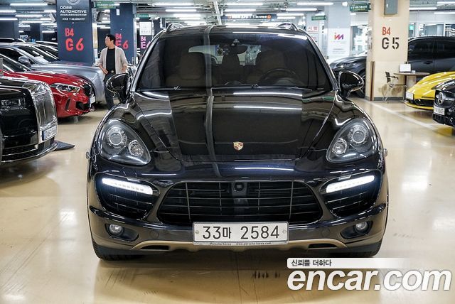 Porsche Cayenne 2013 thumb 4