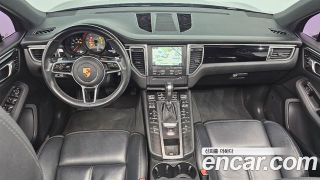 Porsche Macan 2014 thumb 8