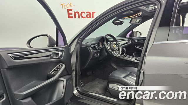 Porsche Macan 2014 thumb 10