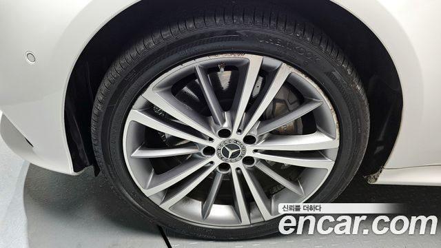 Mercedes-Benz CLS 2019 thumb 6