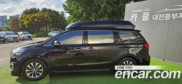 Kia Carnival 2018 thumb 4