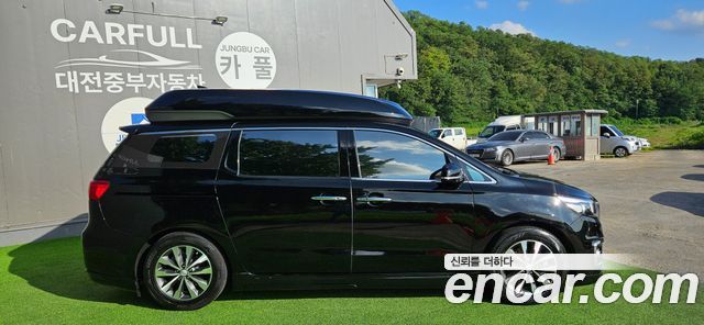 Kia Carnival 2018 thumb 7