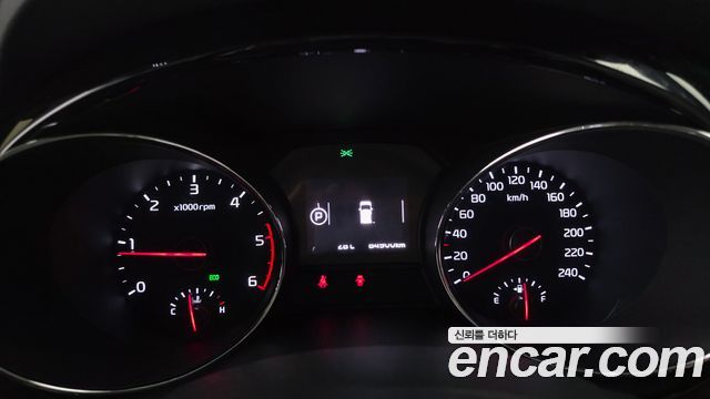 Kia Carnival 2016 thumb 9