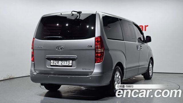 Hyundai Starex 2012 thumb 3