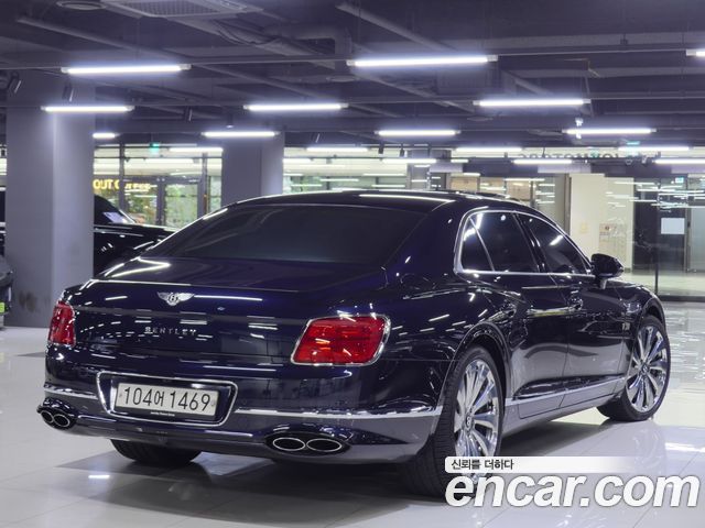 Bentley Flying Spur 2021 thumb 4