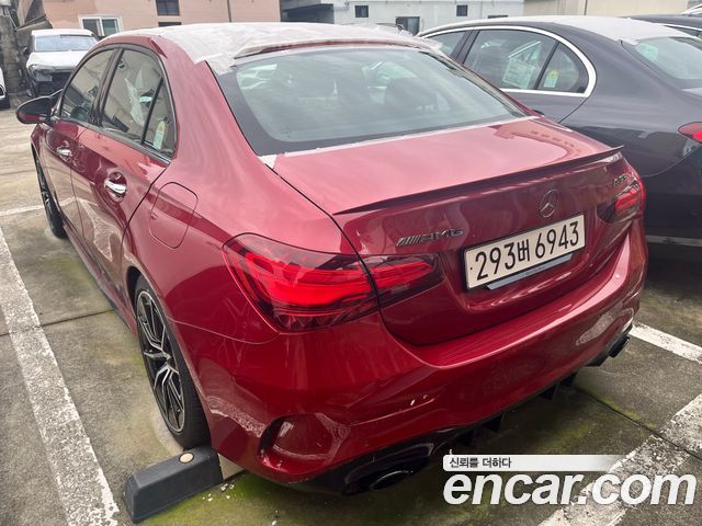 Mercedes-Benz A-Class 2024 thumb 4