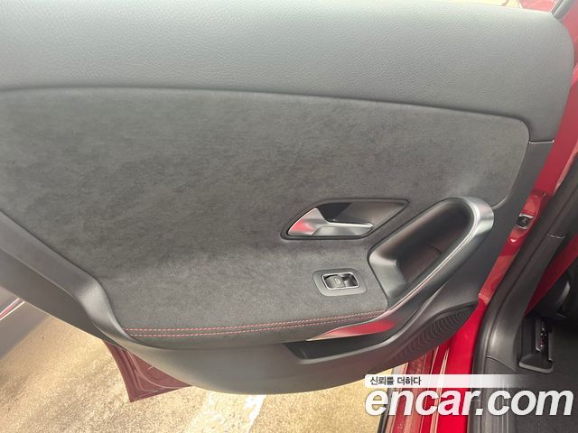 Mercedes-Benz A-Class 2024 thumb 8