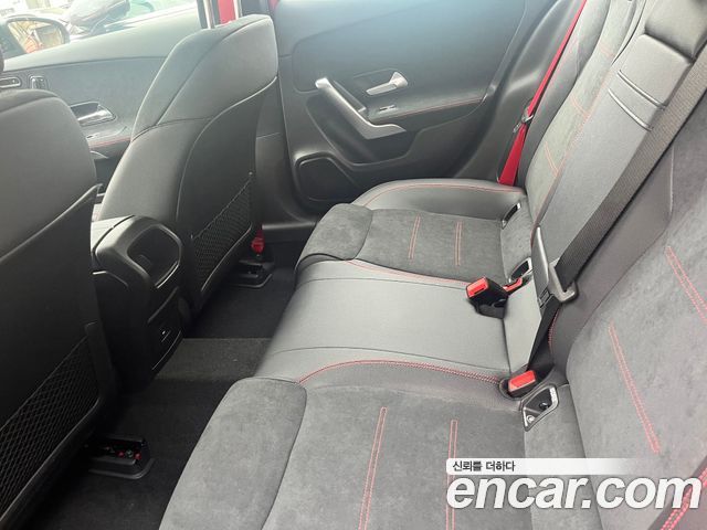 Mercedes-Benz A-Class 2024 thumb 10