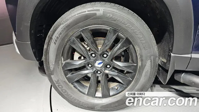 SsangYong Rexton 2021 thumb 6