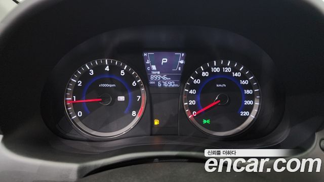 Hyundai Accent 2012 thumb 9