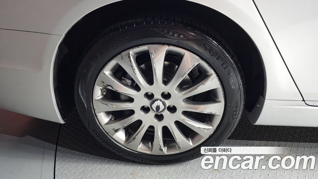 SsangYong Chairman 2013 thumb 6