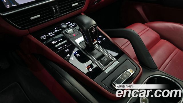 Porsche Cayenne 2020 thumb 9
