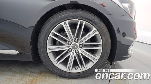 Genesis G80 2019 thumb 6