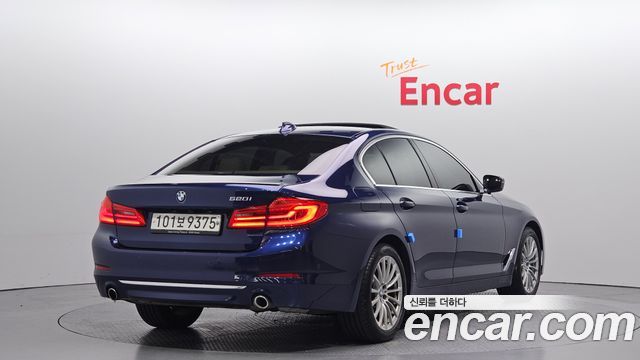 BMW 5 серии 2020 thumb 2
