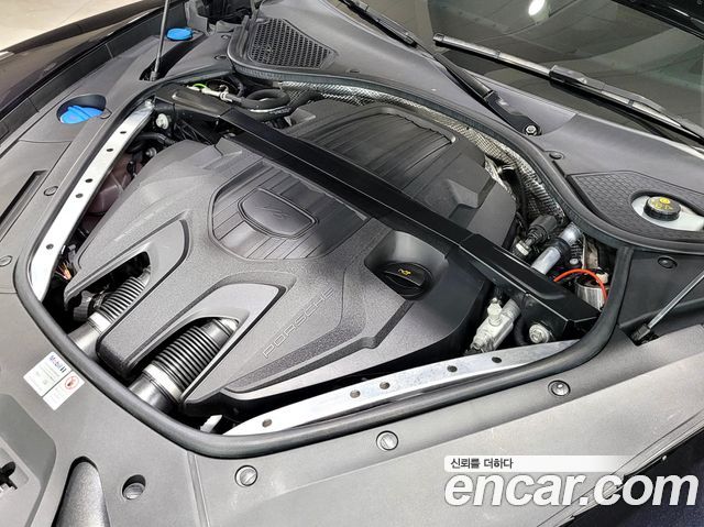 Porsche Panamera 2022 thumb 6