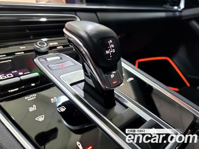 Porsche Panamera 2022 thumb 9
