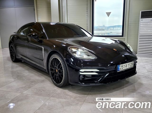 Porsche Panamera 2022 thumb 11