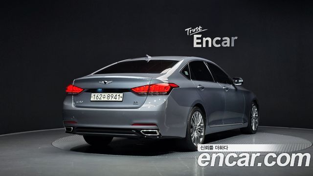 Genesis G80 2017 thumb 3