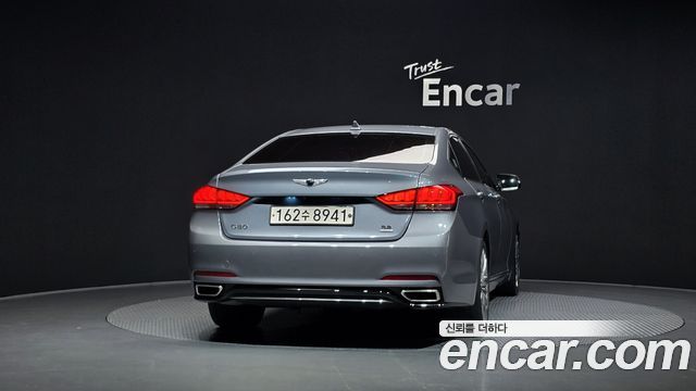 Genesis G80 2017 thumb 5