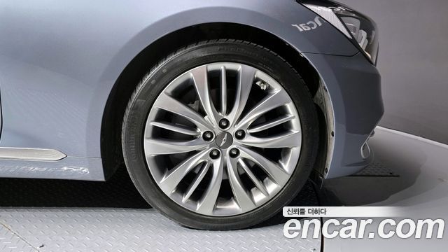 Genesis G80 2017 thumb 6