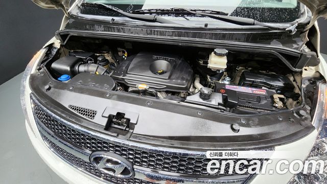 Hyundai Starex 2010 thumb 7