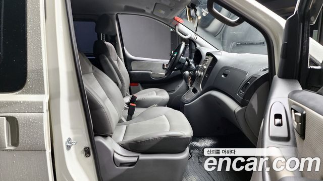 Hyundai Starex 2010 thumb 11