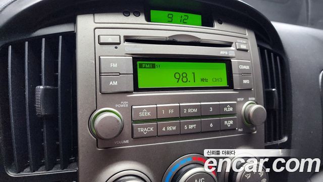 Hyundai Starex 2010 thumb 12