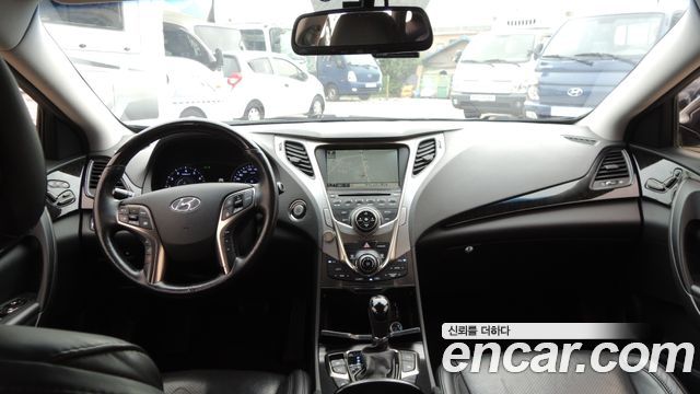 Hyundai Grandeur 2013 thumb 8