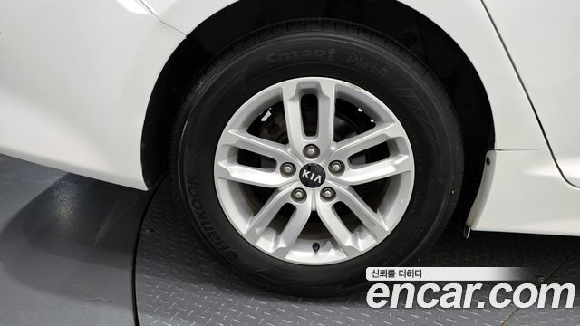 Kia K5 2014 thumb 6