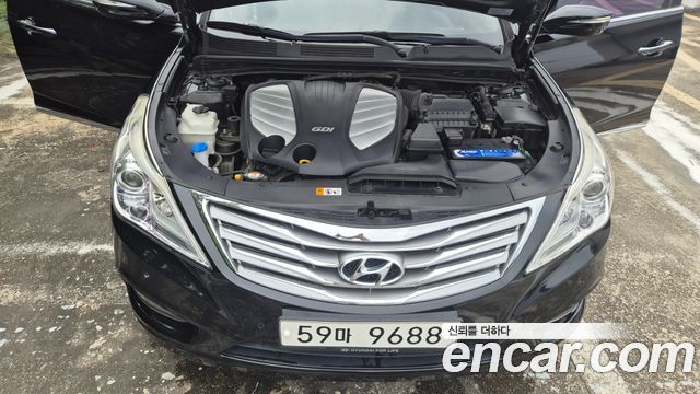 Hyundai Grandeur 2012 thumb 6