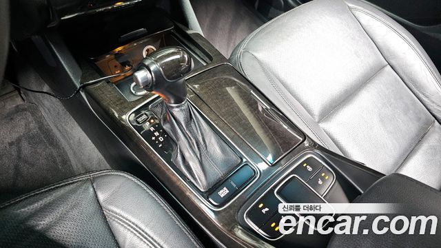 Kia K7 2012 thumb 10