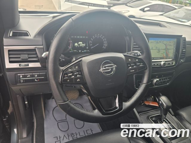 SsangYong Rexton 2021 thumb 10