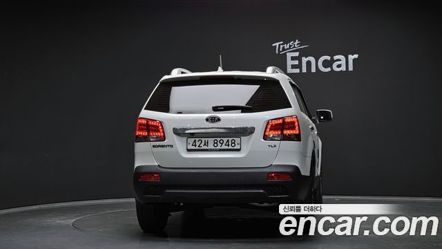 Kia Sorento 2011 thumb 5