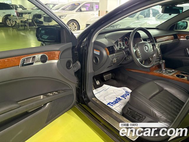 Volkswagen Phaeton 2012 thumb 11