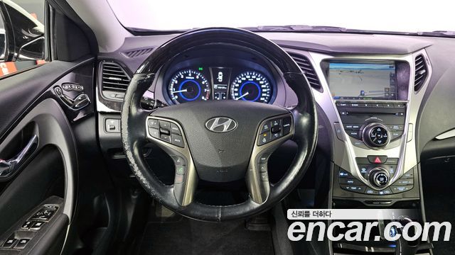 Hyundai Grandeur 2014 thumb 12