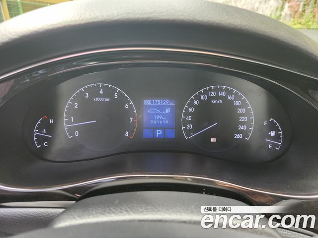 Hyundai Genesis 2013 thumb 6