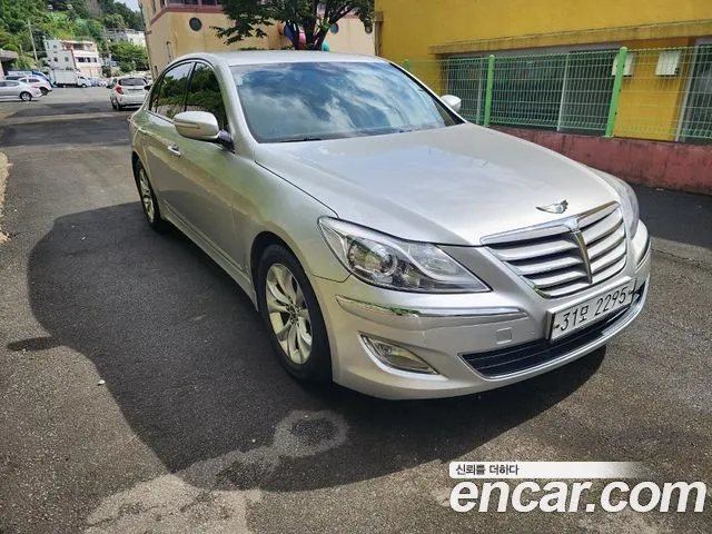 Hyundai Genesis 2013 thumb 11