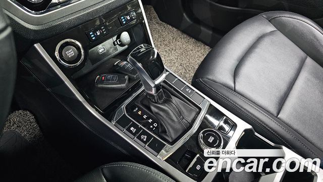 SsangYong Korando 2021 thumb 10