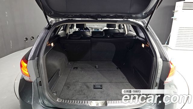 Hyundai i40 2017 thumb 11
