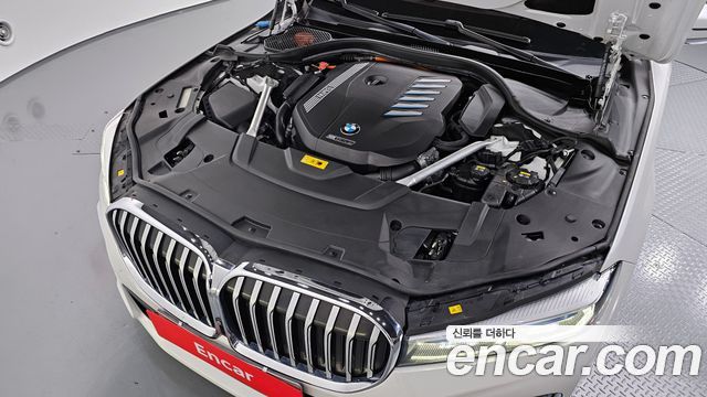 BMW 7 серии 2020 thumb 7