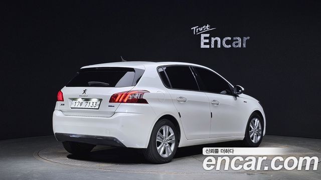 Peugeot 308 2014 thumb 3