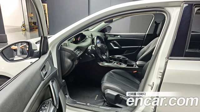 Peugeot 308 2014 thumb 10