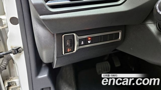 Peugeot 308 2014 thumb 11