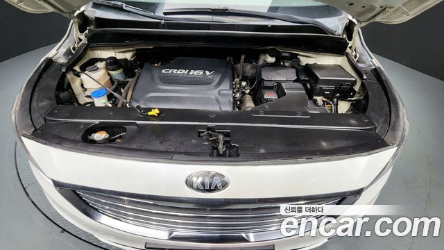 Kia Carnival 2015 thumb 7