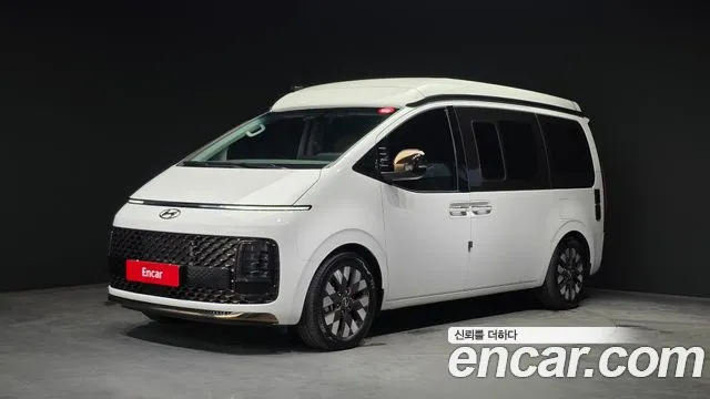 Hyundai Staria 2024 thumb 2