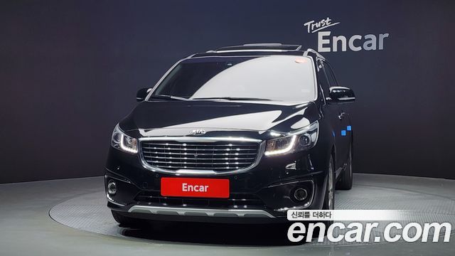 Kia Carnival 2015 thumb 4