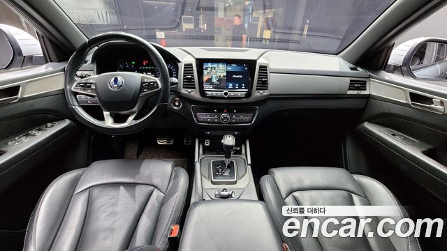 SsangYong Rexton 2019 thumb 8