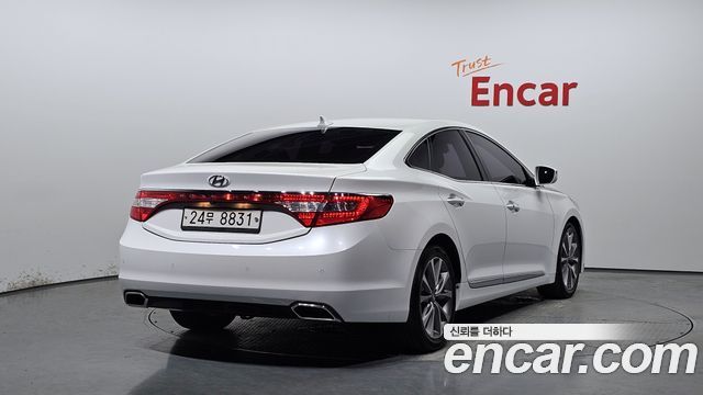 Hyundai Grandeur 2015 thumb 3