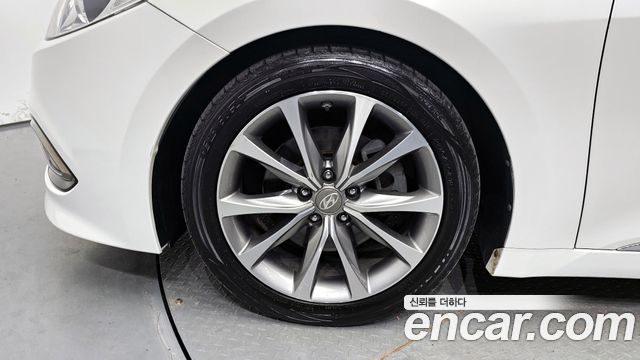 Hyundai Grandeur 2015 thumb 6