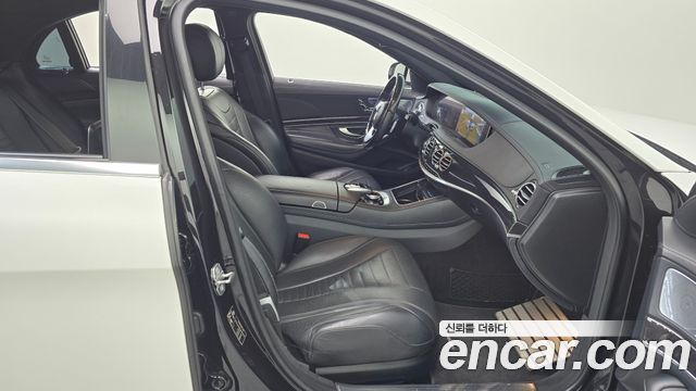 Mercedes-Benz S-Class 2018 thumb 12